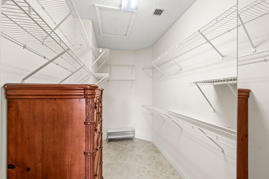 Active With Contract: $357,500 (2 beds, 2 baths, 1649 Square Feet)