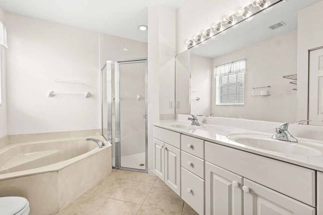 Active With Contract: $357,500 (2 beds, 2 baths, 1649 Square Feet)