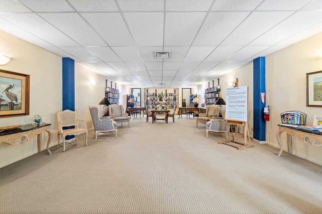 For Rent: $5,000 (2 beds, 2 baths, 1200 Square Feet)