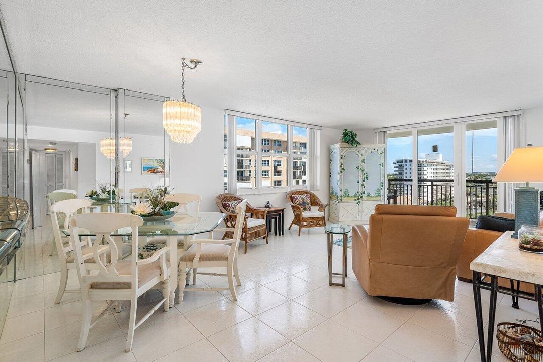 For Rent: $5,000 (2 beds, 2 baths, 1200 Square Feet)