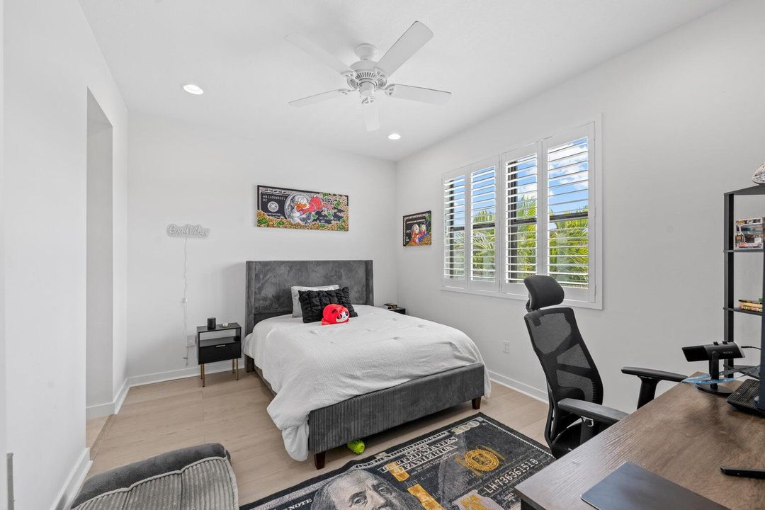 For Sale: $570,000 (3 beds, 2 baths, 1927 Square Feet)