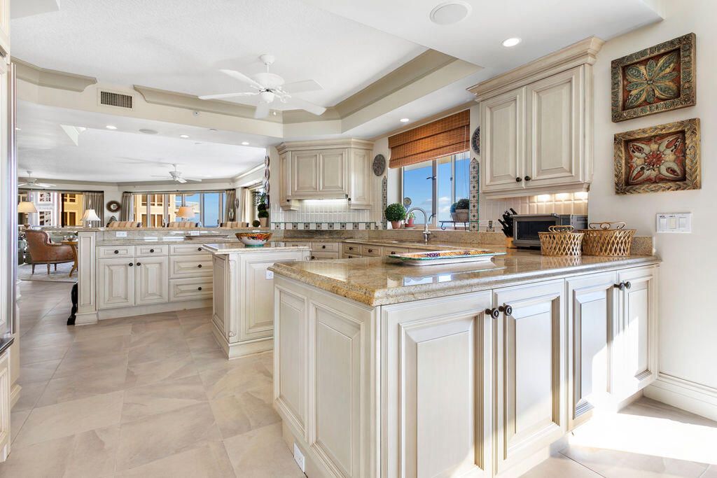 待售: $4,100,000 (3 贝兹, 3 浴室, 4069 平方英尺)