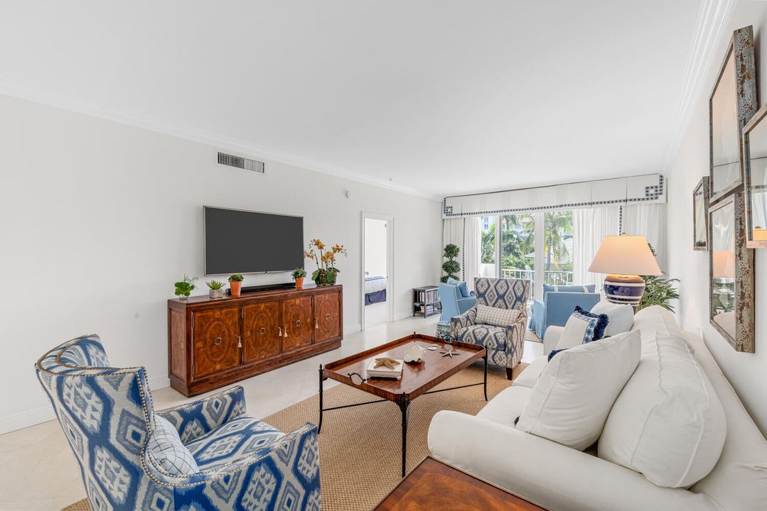 待售: $3,495,000 (2 贝兹, 2 浴室, 1428 平方英尺)