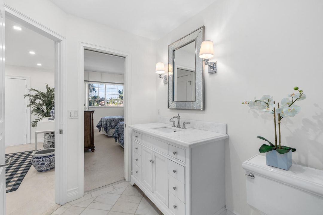 待售: $3,495,000 (2 贝兹, 2 浴室, 1428 平方英尺)