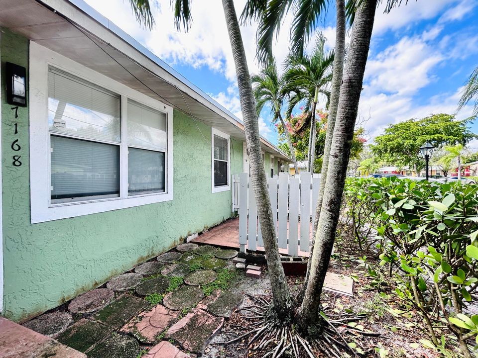 For Rent: $1,650 (1 beds, 1 baths, 550 Square Feet)