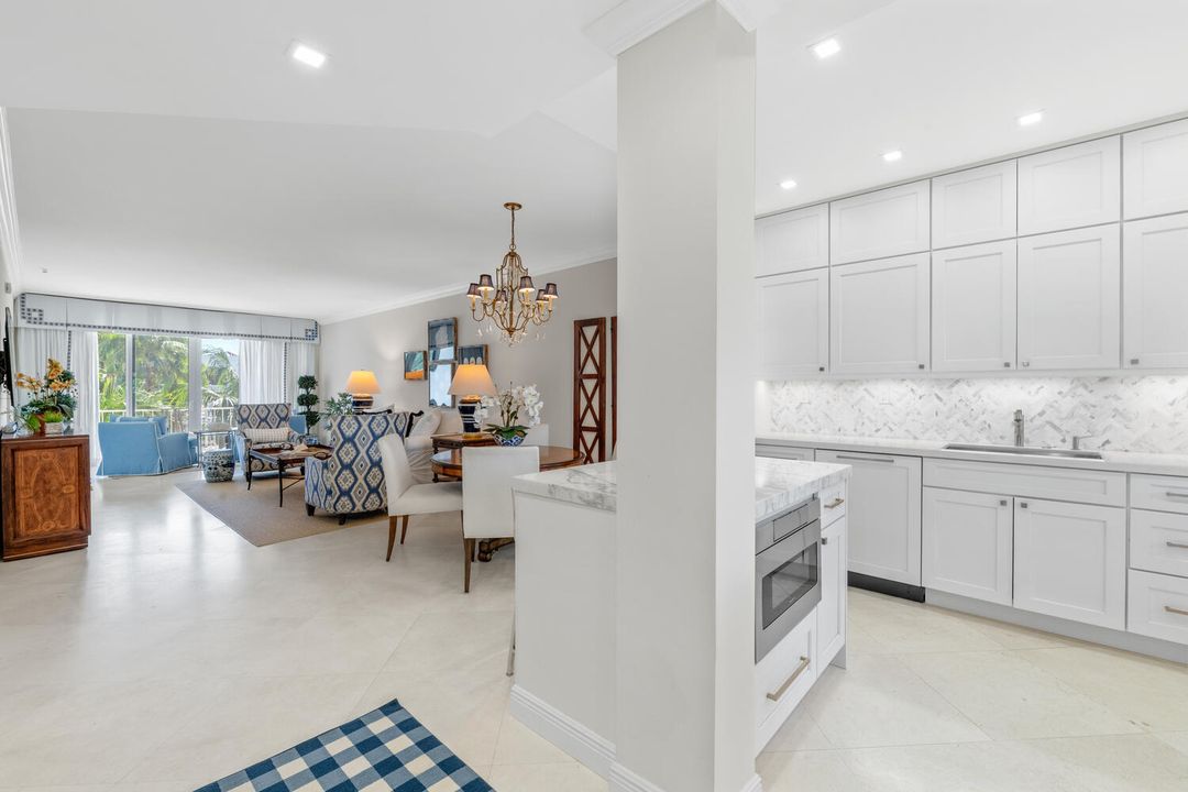 出租: $20,000 (2 贝兹, 2 浴室, 1428 平方英尺)