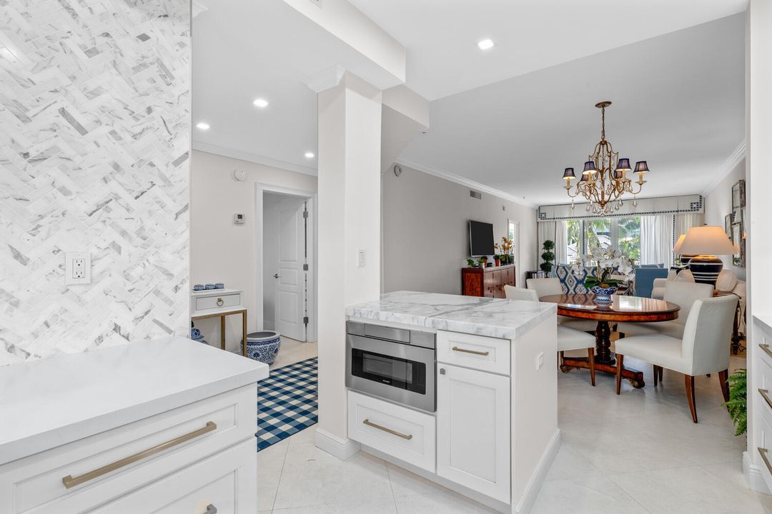 出租: $20,000 (2 贝兹, 2 浴室, 1428 平方英尺)