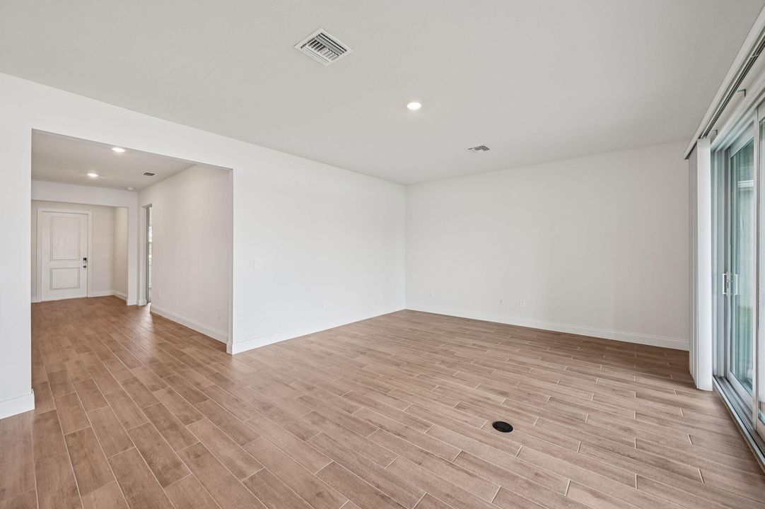 待售: $478,000 (3 贝兹, 2 浴室, 2181 平方英尺)