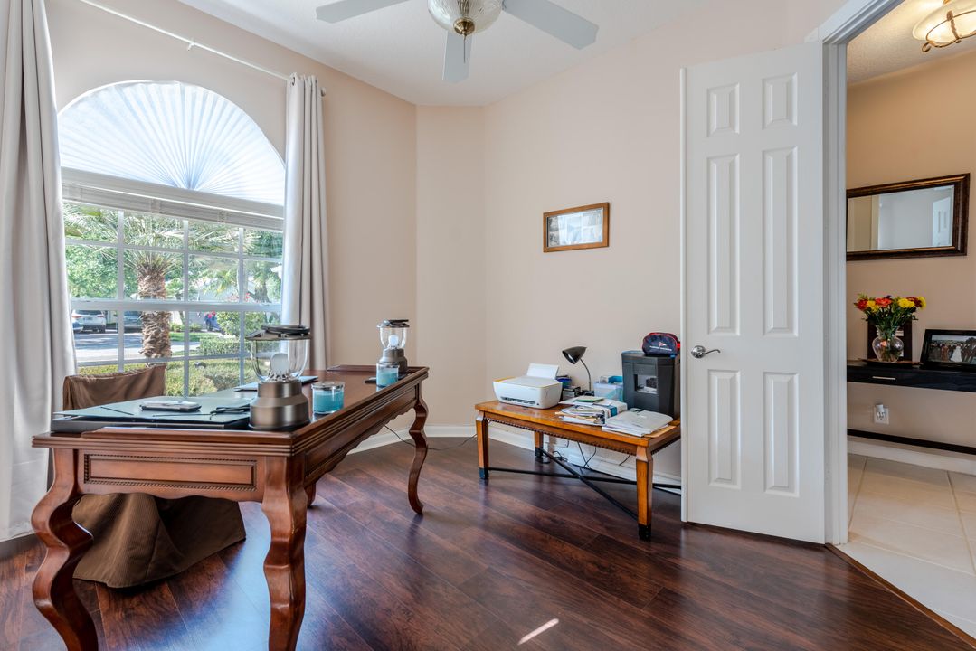 En Renta: $6,800 (3 camas, 3 baños, 2001 Pies cuadrados)