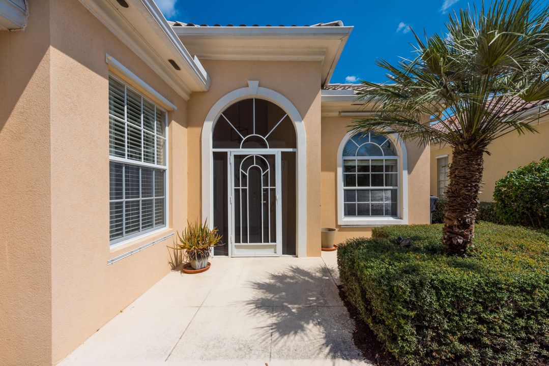 En Renta: $6,800 (3 camas, 3 baños, 2001 Pies cuadrados)