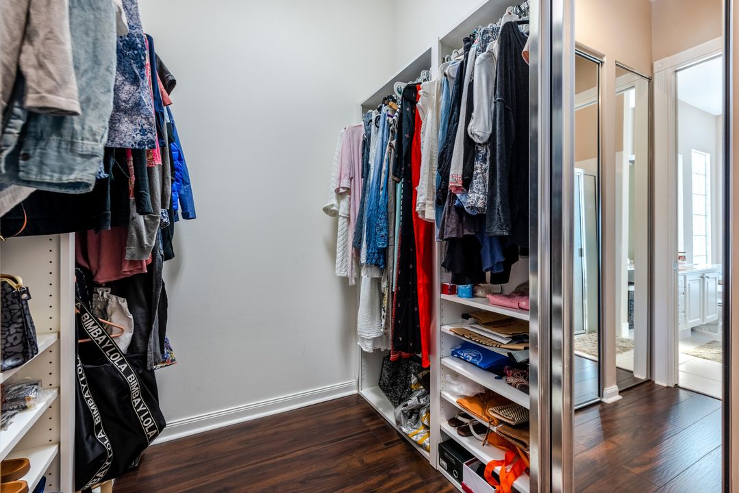 En Renta: $6,800 (3 camas, 3 baños, 2001 Pies cuadrados)