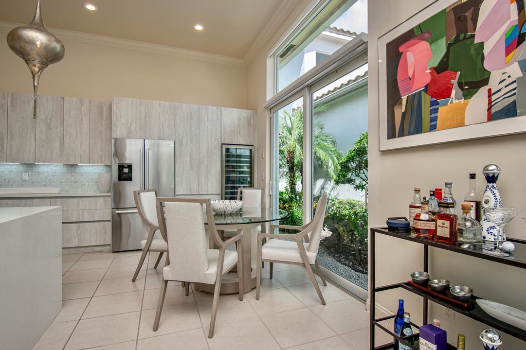 For Rent: $18,000 (3 beds, 3 baths, 2468 Square Feet)