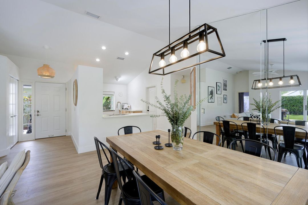 For Rent: $7,000 (3 beds, 2 baths, 1438 Square Feet)