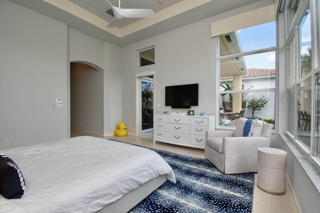 For Rent: $18,000 (3 beds, 3 baths, 2468 Square Feet)