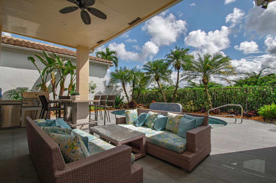 For Rent: $18,000 (3 beds, 3 baths, 2468 Square Feet)