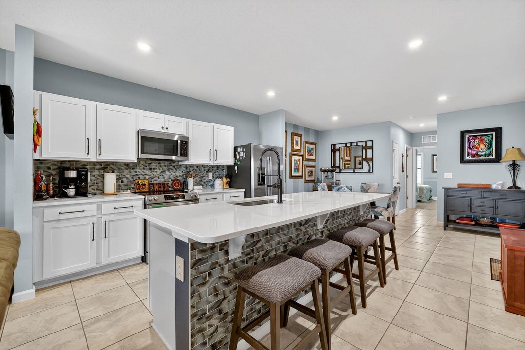 For Sale: $344,000 (3 beds, 2 baths, 1529 Square Feet)