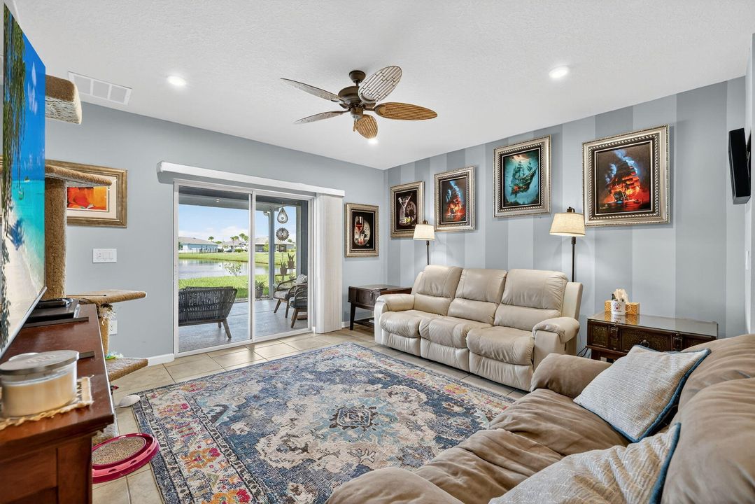 For Sale: $344,000 (3 beds, 2 baths, 1529 Square Feet)