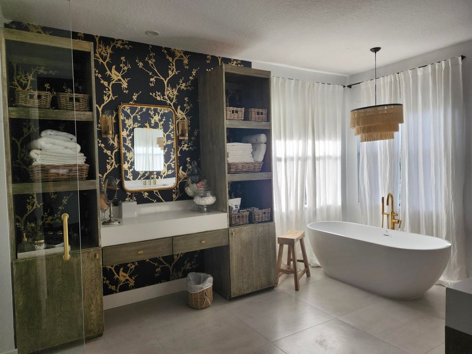 В аренду: $16,000 (6 спален, 4 ванн, 4683 Квадратных фут)