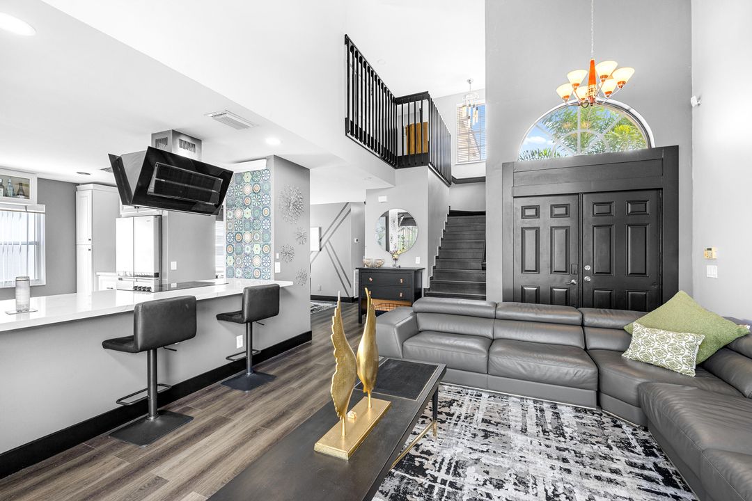 待售: $545,000 (3 贝兹, 2 浴室, 2075 平方英尺)