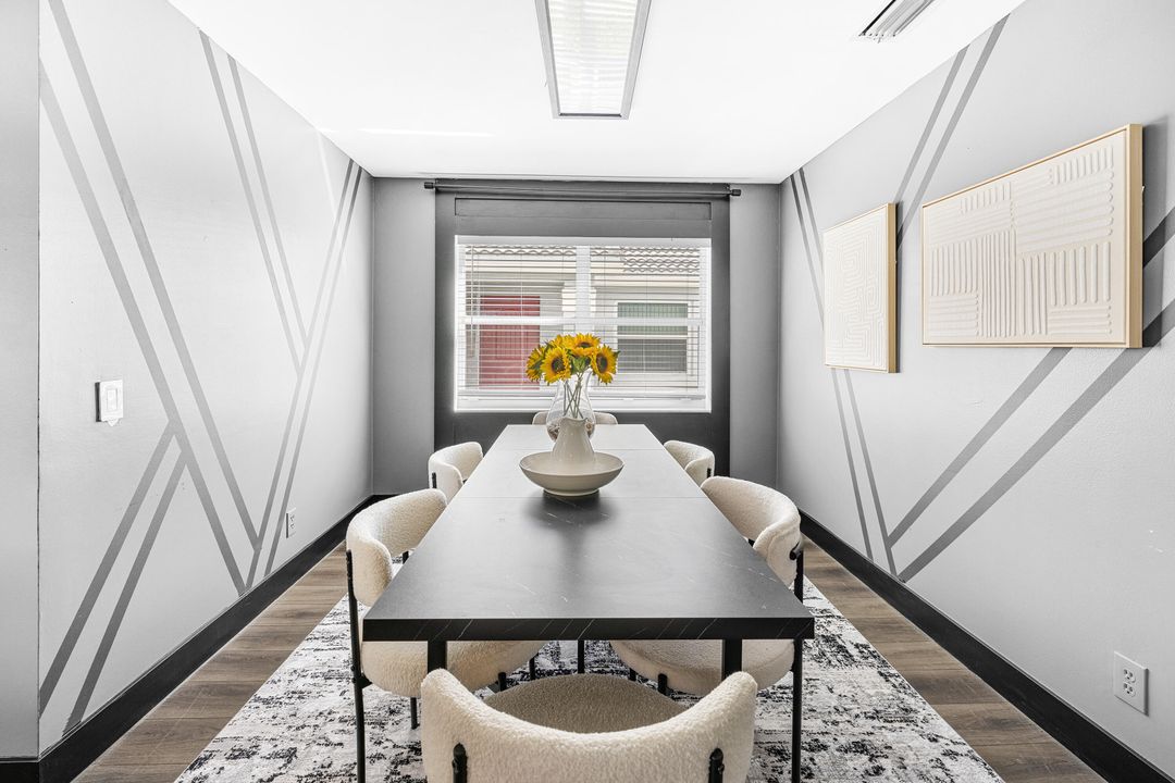 待售: $545,000 (3 贝兹, 2 浴室, 2075 平方英尺)