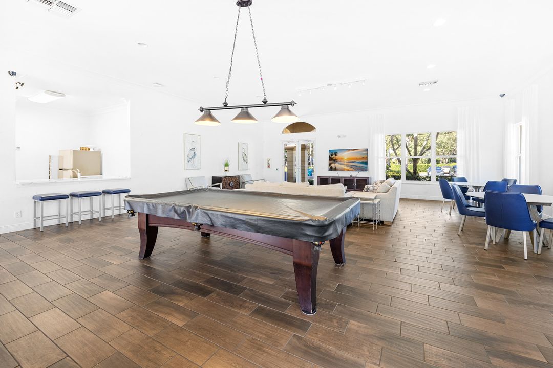 待售: $545,000 (3 贝兹, 2 浴室, 2075 平方英尺)