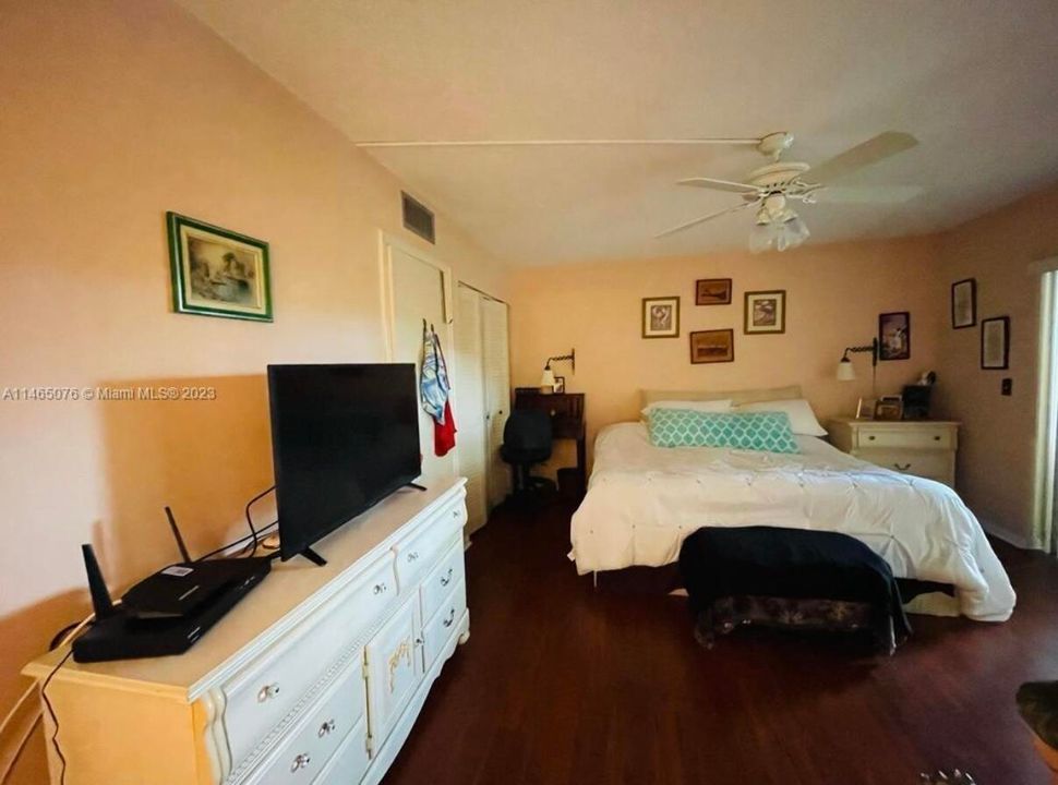 En Venta: $175,000 (1 camas, 1 baños, 840 Pies cuadrados)