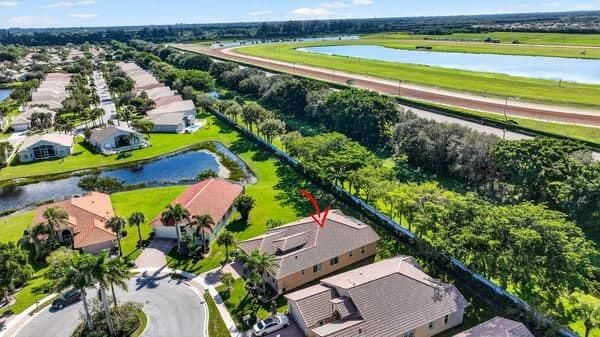 For Sale: $599,000 (4 beds, 3 baths, 2342 Square Feet)