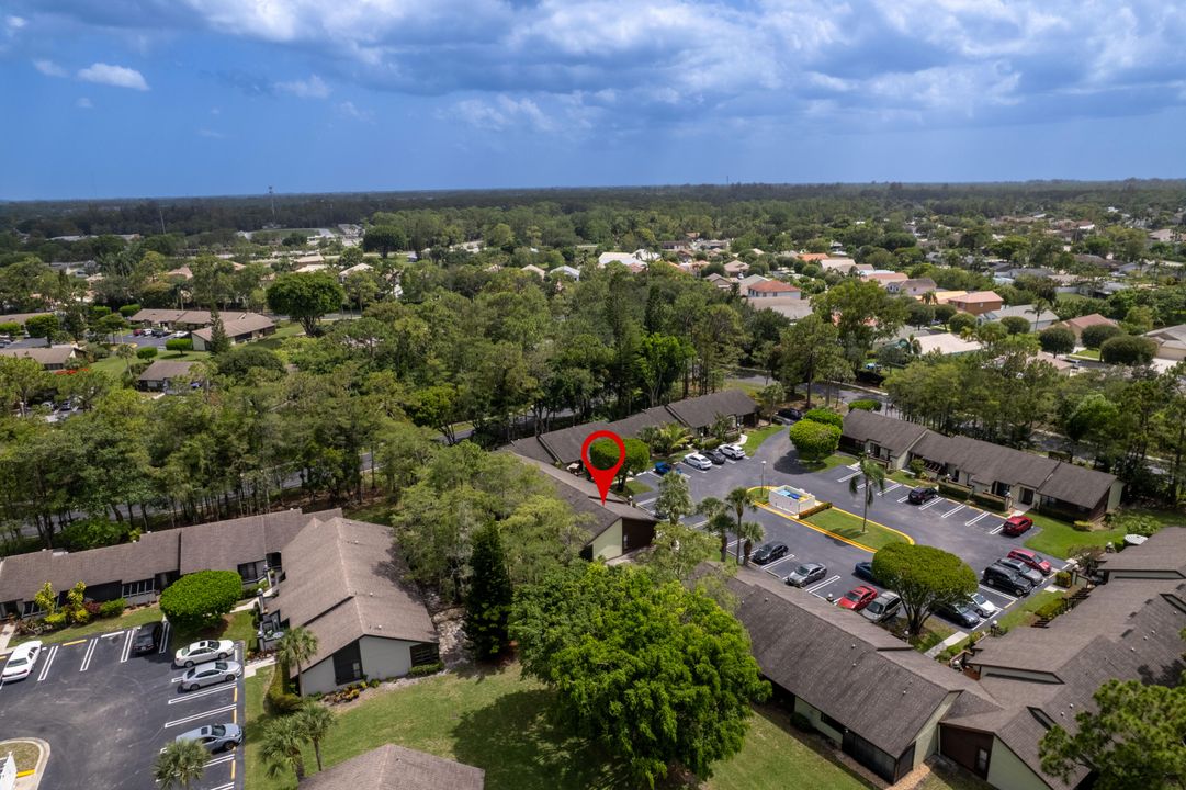 For Sale: $335,000 (3 beds, 2 baths, 1298 Square Feet)