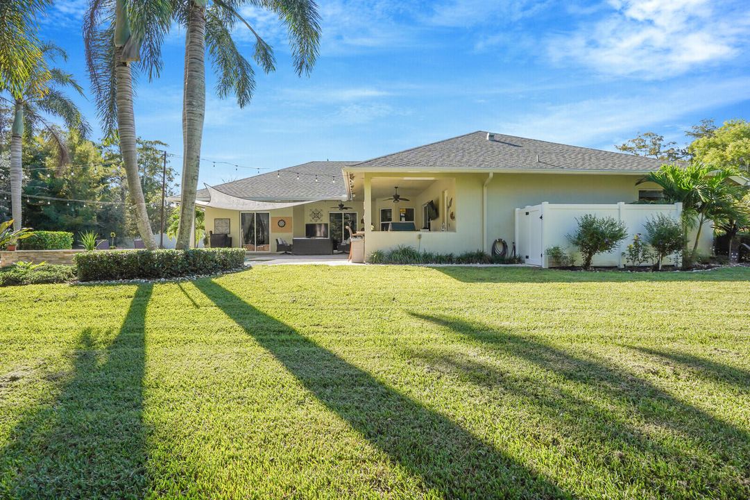 Active With Contract: $1,475,000 (4 beds, 3 baths, 3132 Square Feet)