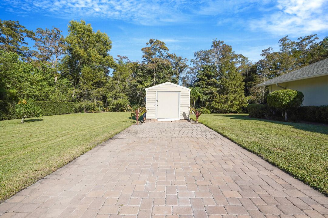 Active With Contract: $1,475,000 (4 beds, 3 baths, 3132 Square Feet)