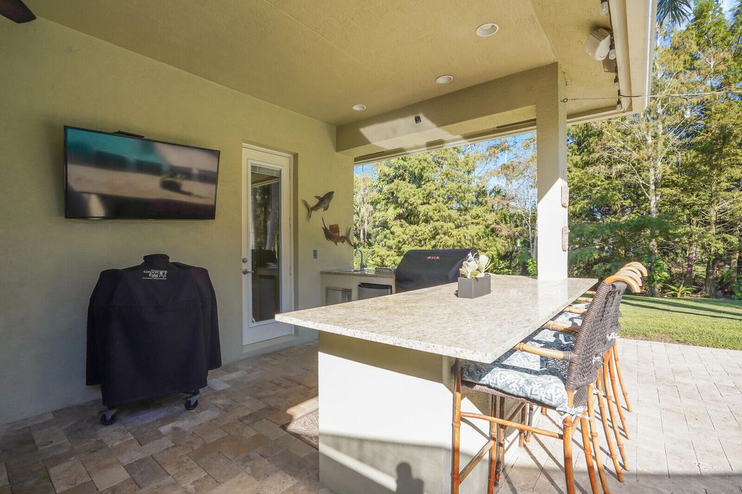 Active With Contract: $1,475,000 (4 beds, 3 baths, 3132 Square Feet)