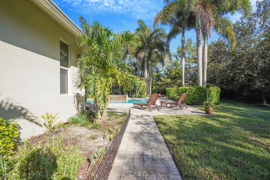 Active With Contract: $1,475,000 (4 beds, 3 baths, 3132 Square Feet)