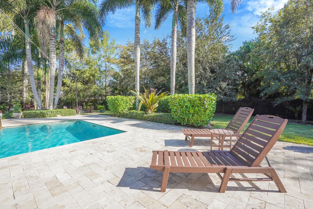 Active With Contract: $1,475,000 (4 beds, 3 baths, 3132 Square Feet)