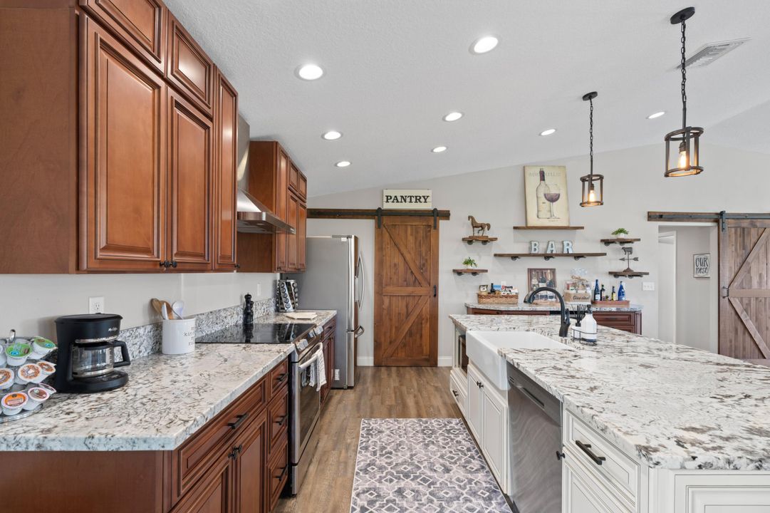 На продажу: $1,299,000 (3 спален, 3 ванн, 3107 Квадратных фут)