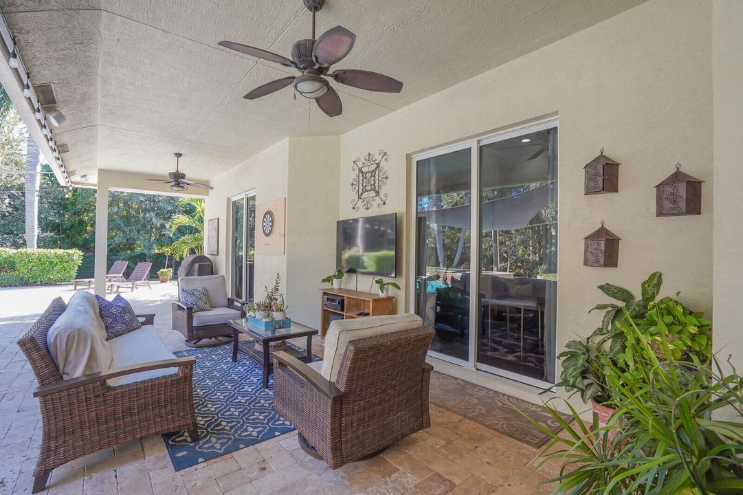 Active With Contract: $1,475,000 (4 beds, 3 baths, 3132 Square Feet)