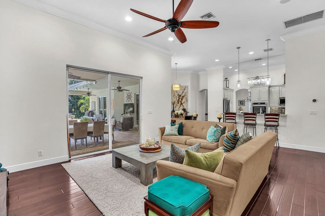 Active With Contract: $1,475,000 (4 beds, 3 baths, 3132 Square Feet)
