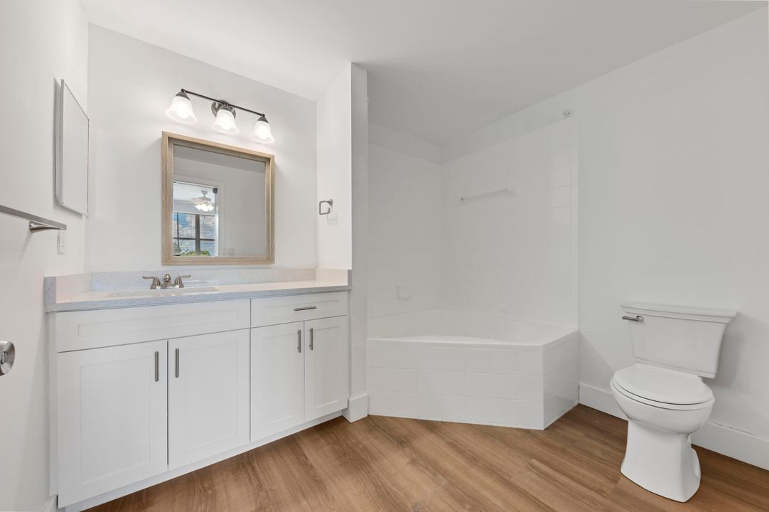 На продажу: $329,900 (3 спален, 2 ванн, 1200 Квадратных фут)