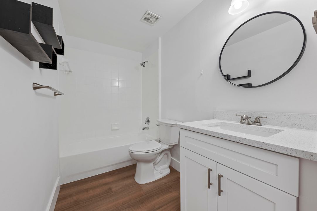 На продажу: $329,900 (3 спален, 2 ванн, 1200 Квадратных фут)