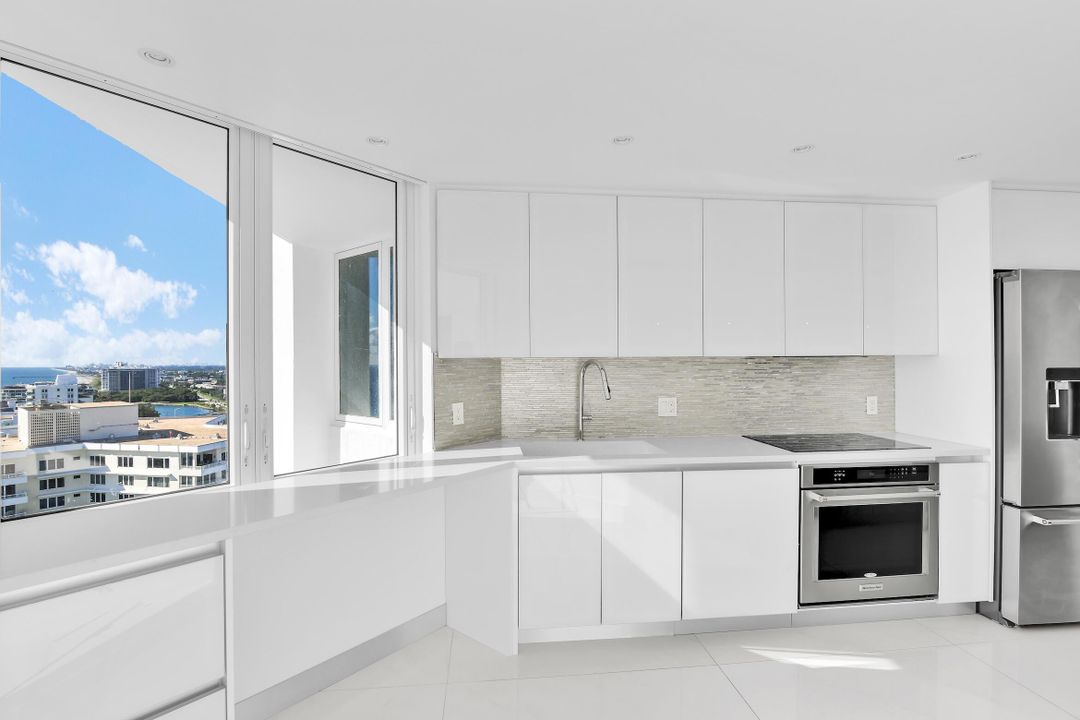 На продажу: $1,900,000 (2 спален, 2 ванн, 1448 Квадратных фут)