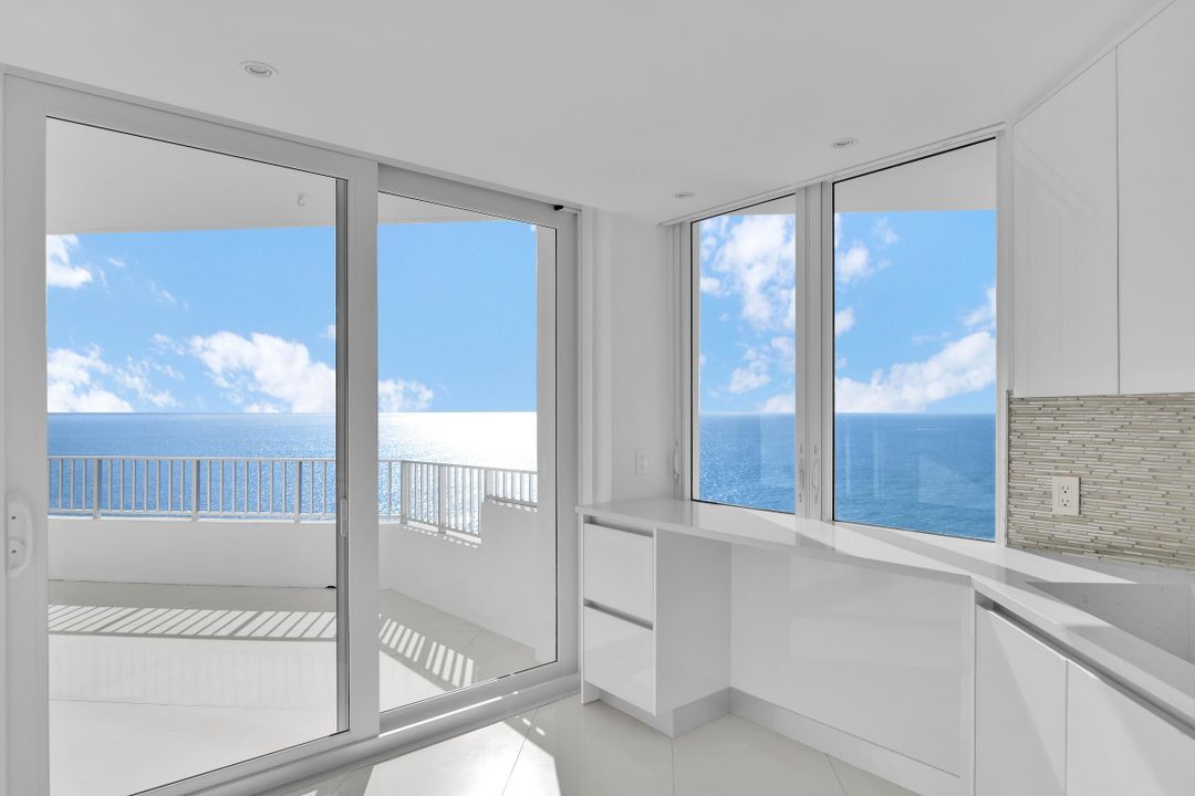 На продажу: $1,900,000 (2 спален, 2 ванн, 1448 Квадратных фут)