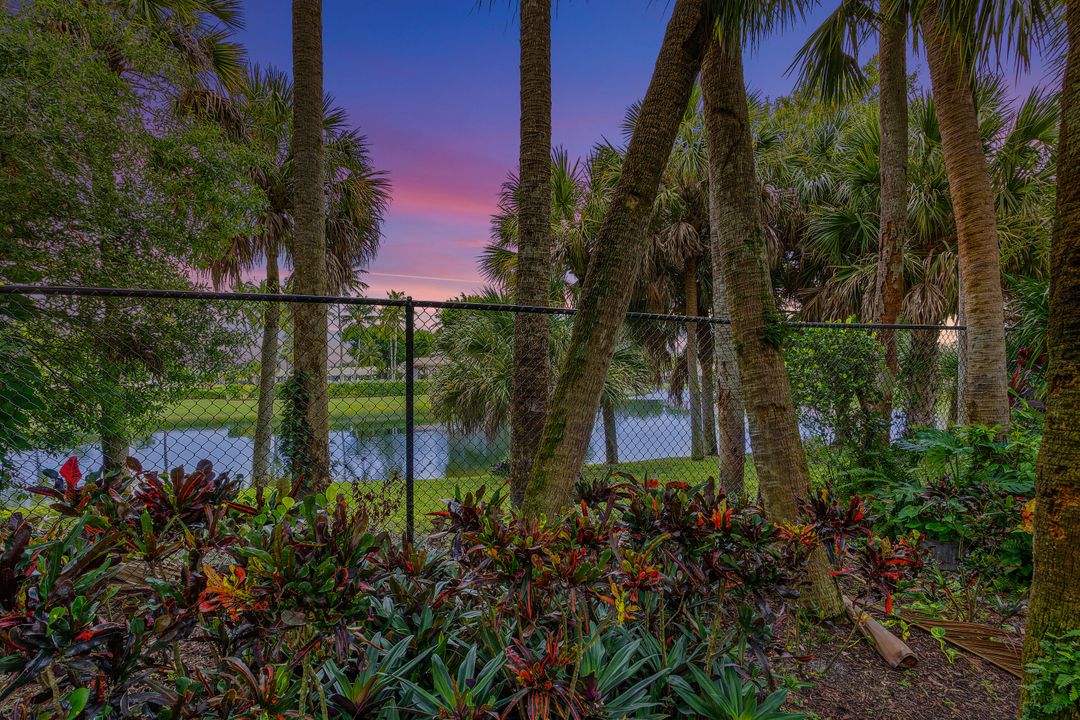 For Sale: $494,000 (3 beds, 2 baths, 2278 Square Feet)