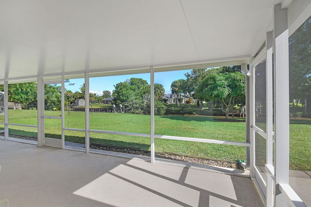 Active With Contract: $399,000 (3 beds, 2 baths, 1518 Square Feet)