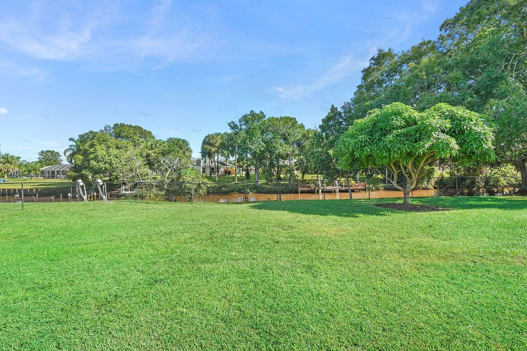 Active With Contract: $399,000 (3 beds, 2 baths, 1518 Square Feet)