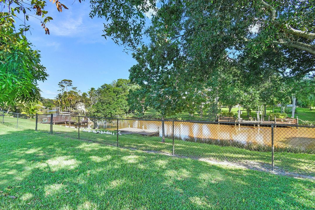 Active With Contract: $399,000 (3 beds, 2 baths, 1518 Square Feet)