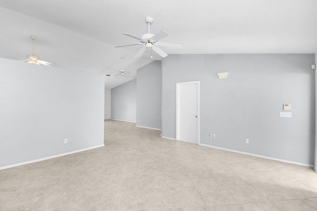 Active With Contract: $399,000 (3 beds, 2 baths, 1518 Square Feet)