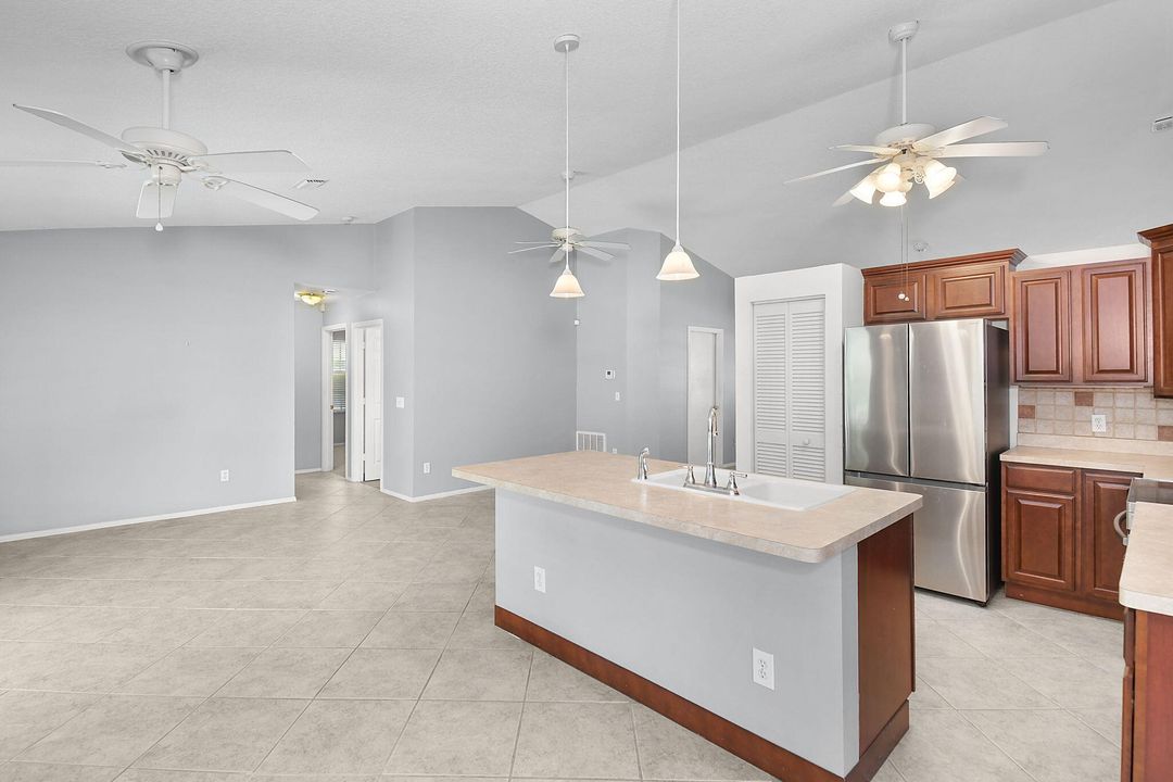 Active With Contract: $399,000 (3 beds, 2 baths, 1518 Square Feet)