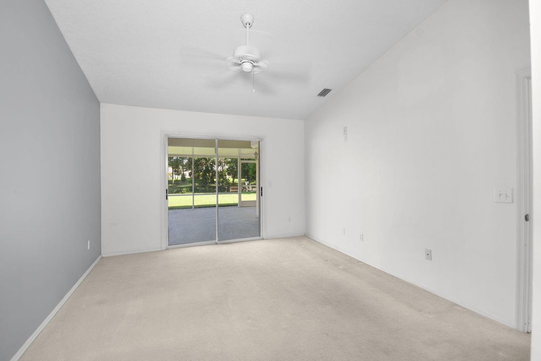 Active With Contract: $399,000 (3 beds, 2 baths, 1518 Square Feet)