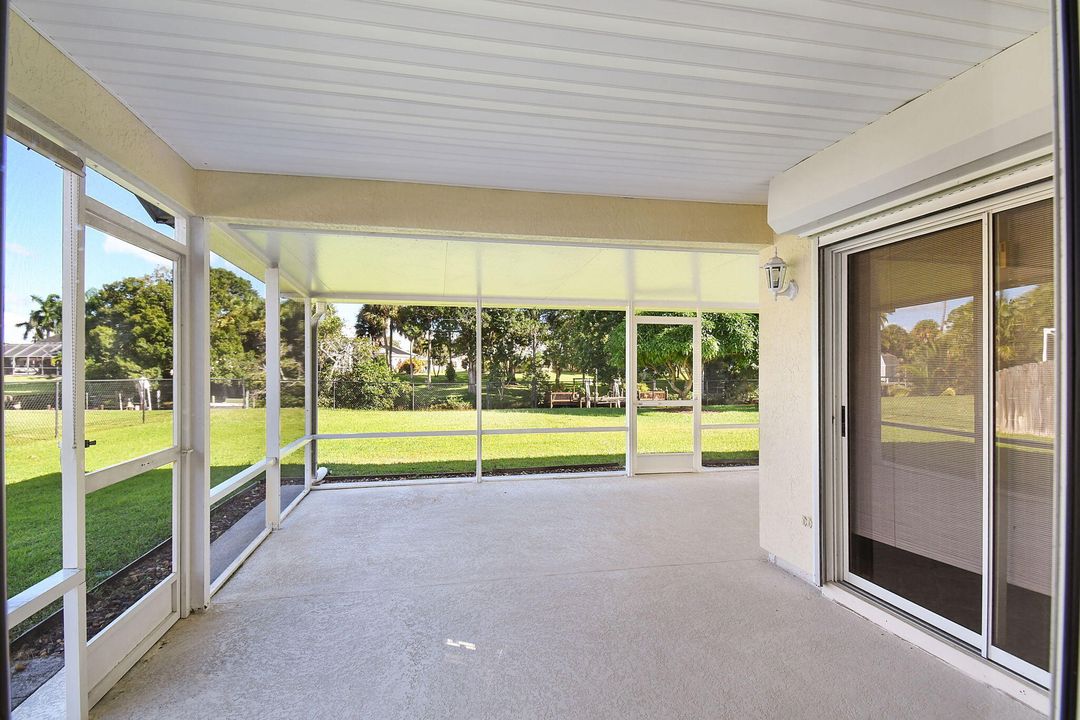 Active With Contract: $399,000 (3 beds, 2 baths, 1518 Square Feet)