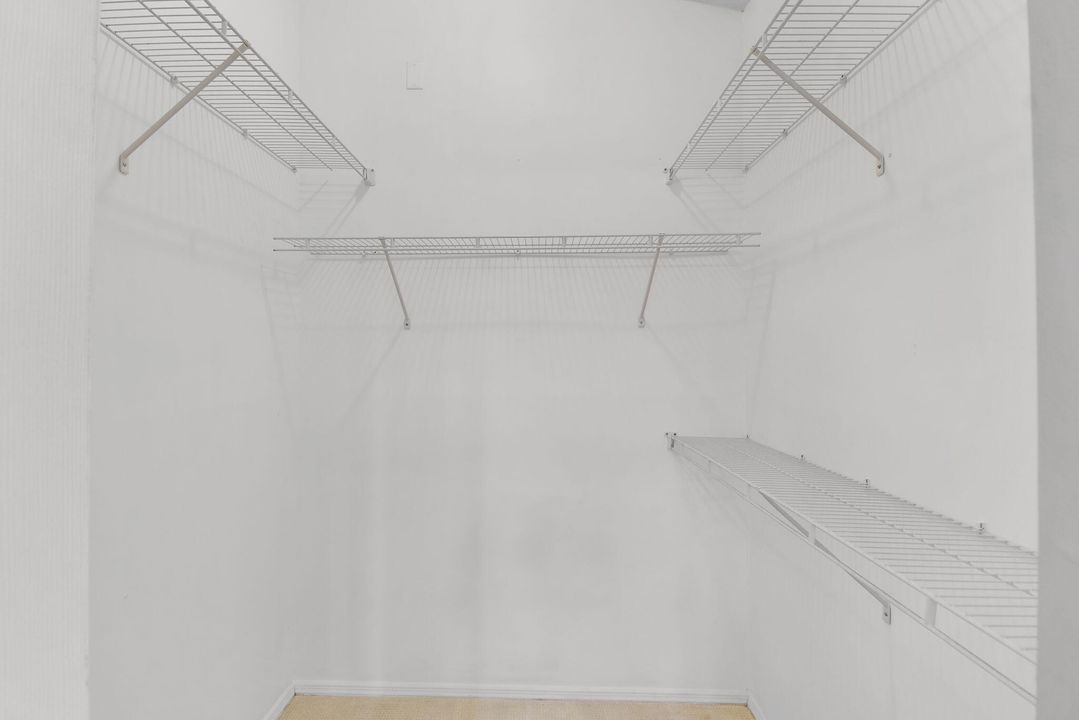 Active With Contract: $399,000 (3 beds, 2 baths, 1518 Square Feet)