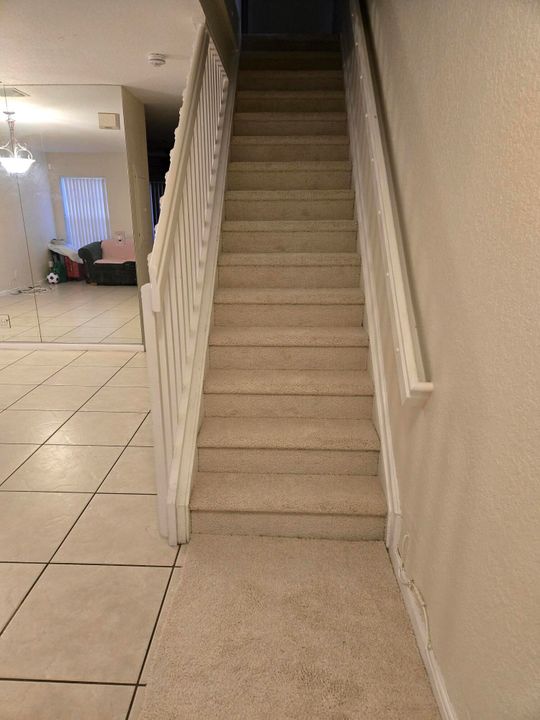 En Venta: $299,950 (3 camas, 2 baños, 1402 Pies cuadrados)